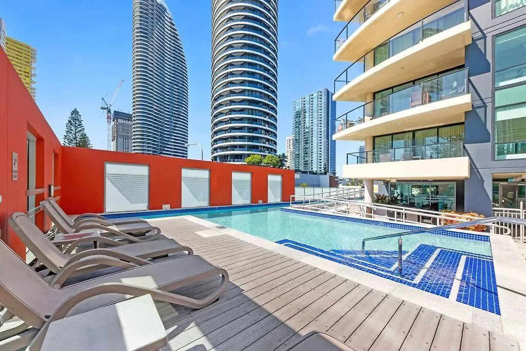 Park Views & Luxe Amenities In Broadbeach Gold Coast 0*,
