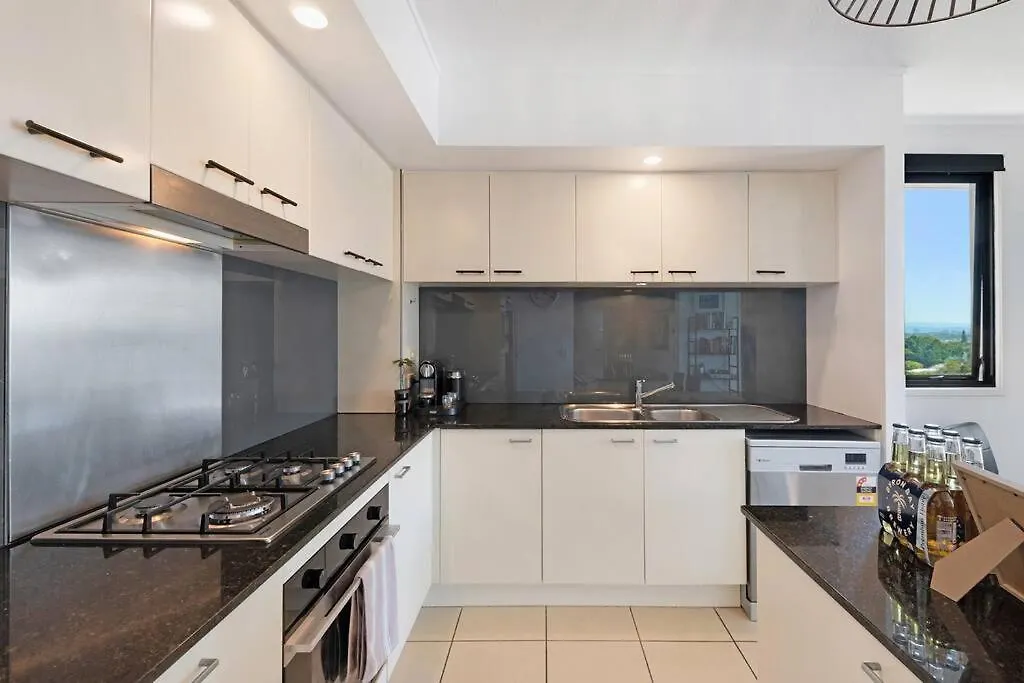 Apartment Park Views & Luxe Amenities In Broadbeach Gold Coast