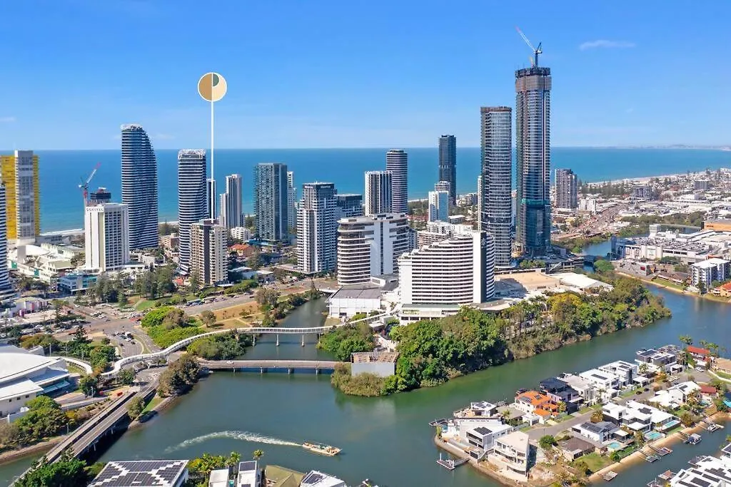 Apartment Park Views & Luxe Amenities In Broadbeach Gold Coast Australia